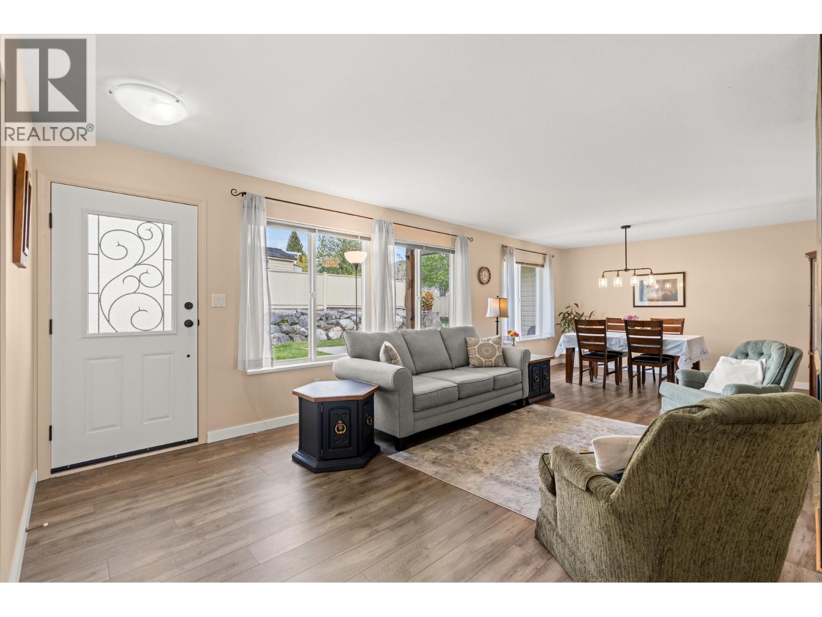 6365 Homestead Avenue, Sechelt, British Columbia  V7Z 0M7 - Photo 14 - R3113936