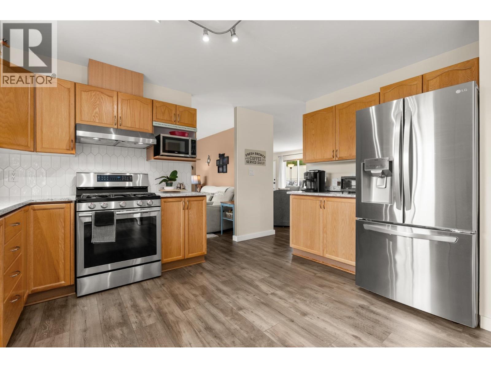 6365 Homestead Avenue, Sechelt, British Columbia  V7Z 0M7 - Photo 20 - R3113936