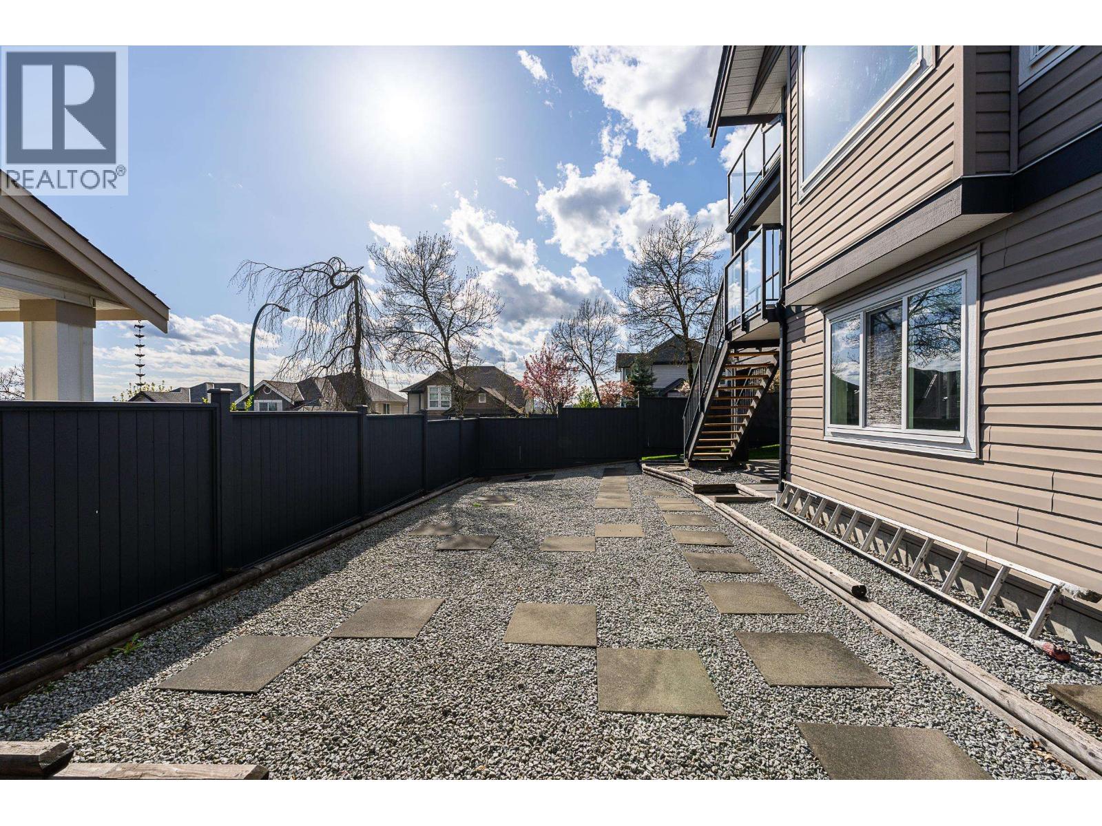 3416 Galloway Avenue, Coquitlam, British Columbia  V3E 0B8 - Photo 31 - R3113941