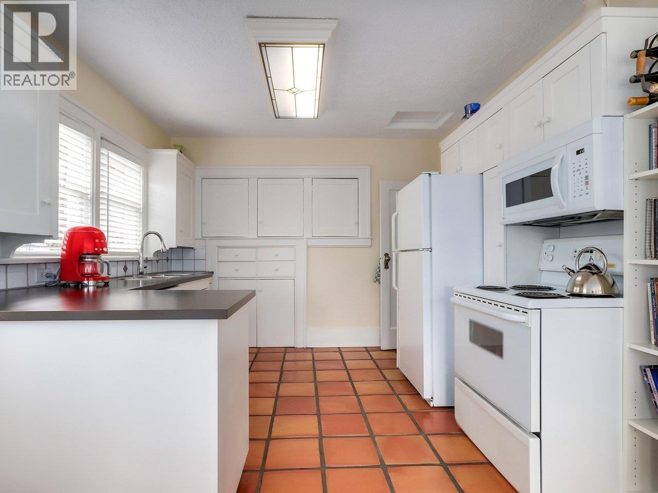 3436 W 37th Avenue, Vancouver, British Columbia  V6N 2V6 - Photo 9 - R3113952