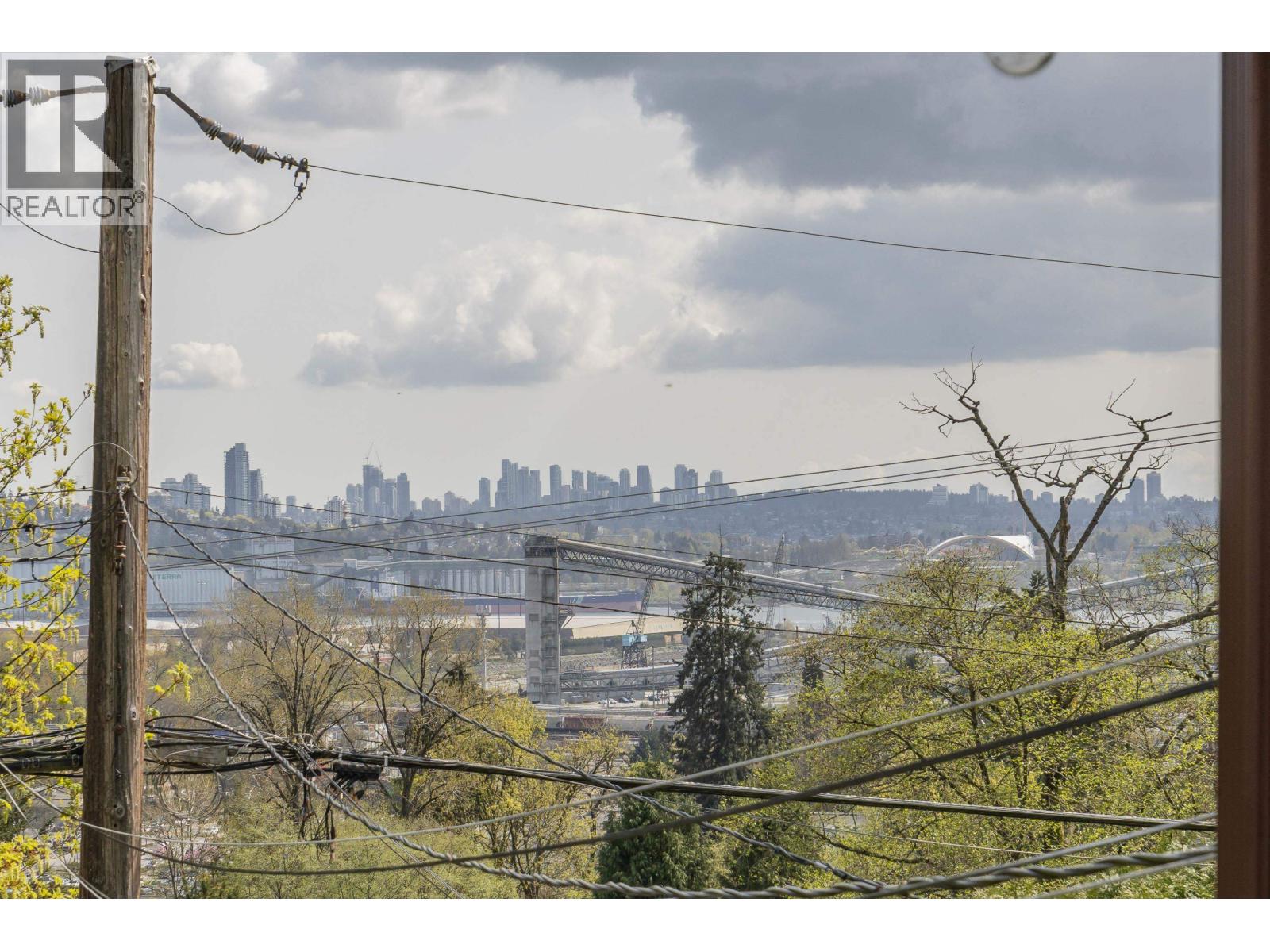 1119 Cloverley Street, North Vancouver, British Columbia  V7L 1N7 - Photo 16 - R3113955