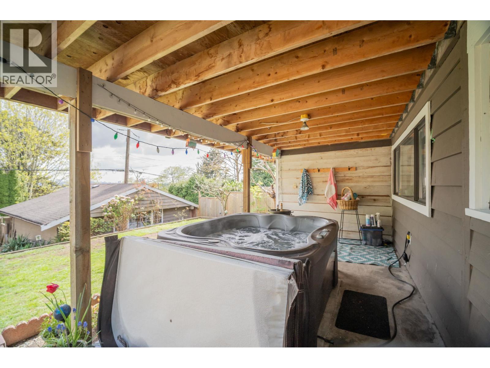 1119 Cloverley Street, North Vancouver, British Columbia  V7L 1N7 - Photo 27 - R3113955