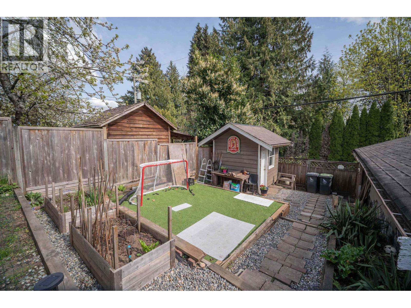 1119 Cloverley Street, North Vancouver, British Columbia  V7L 1N7 - Photo 30 - R3113955