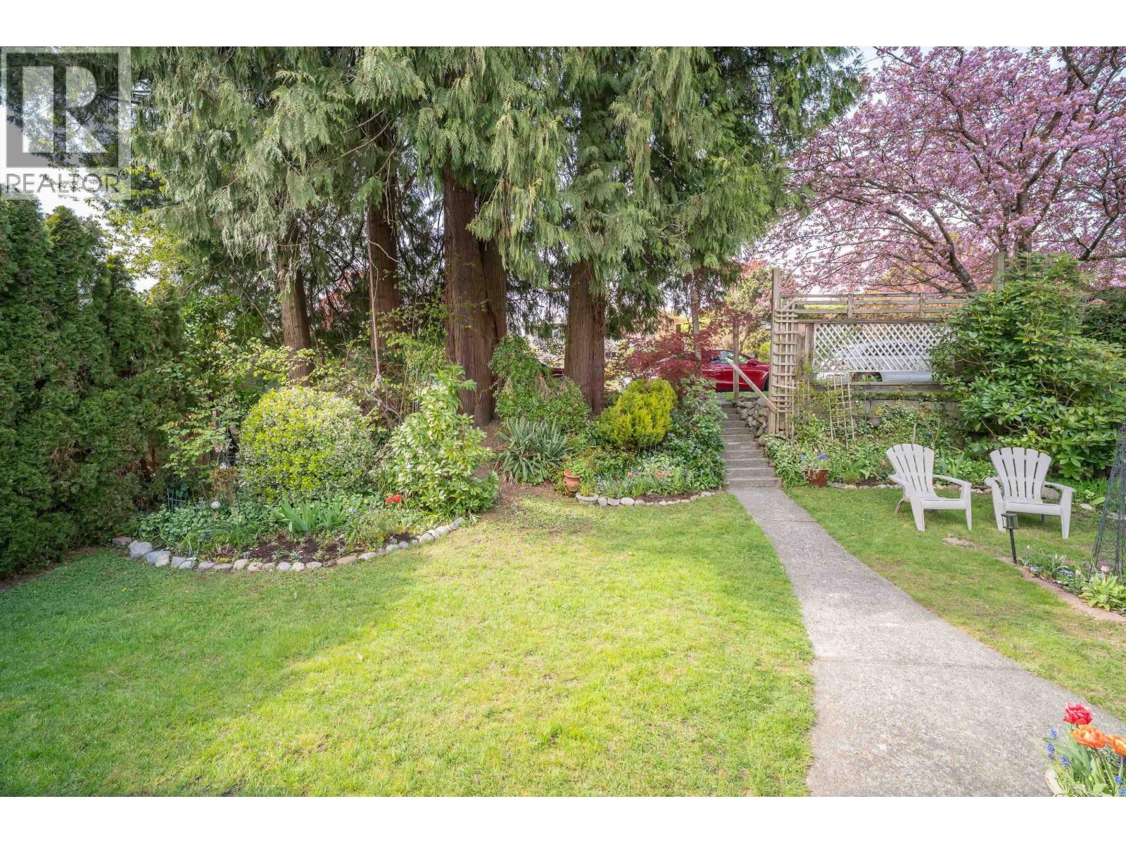 1119 Cloverley Street, North Vancouver, British Columbia  V7L 1N7 - Photo 39 - R3113955
