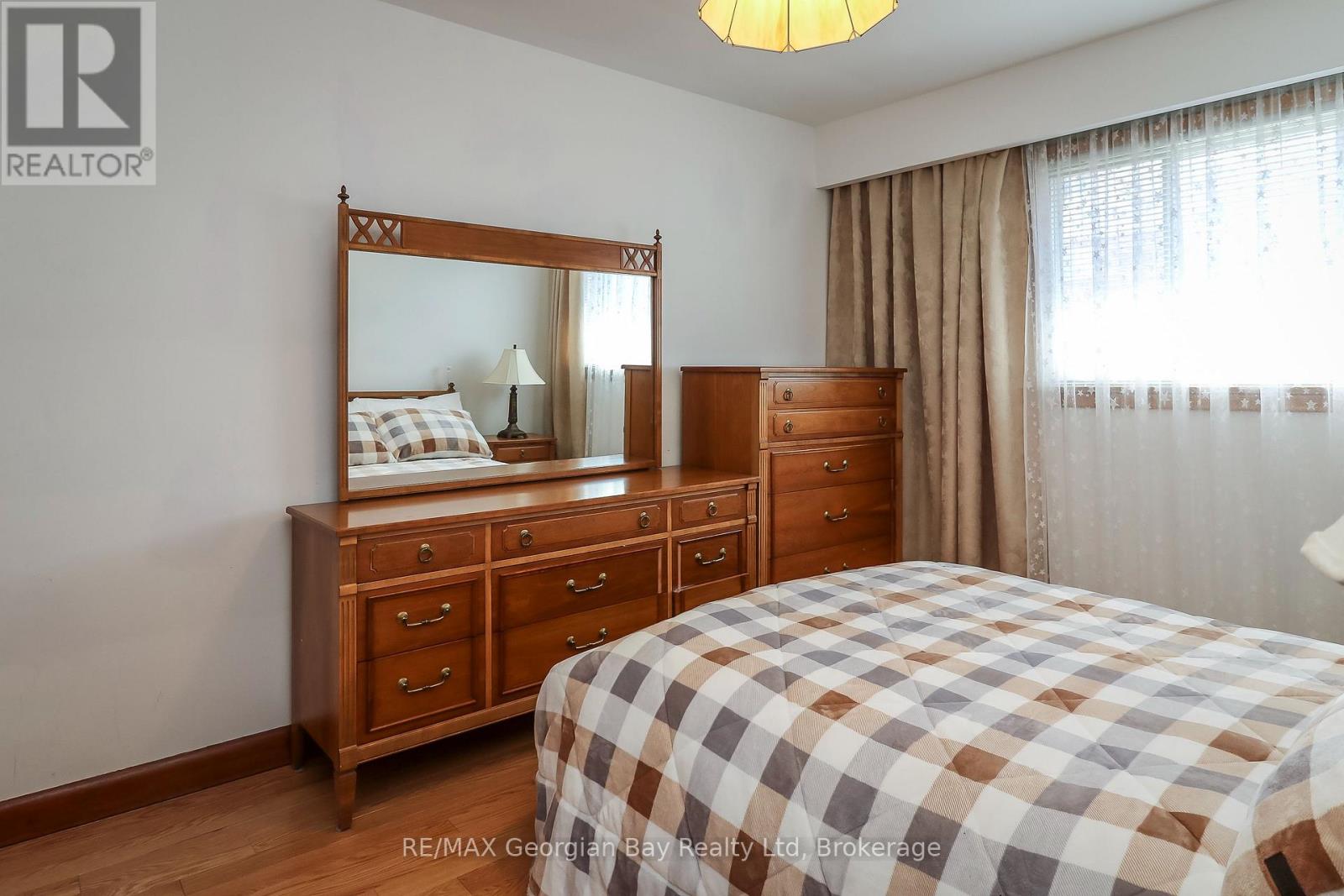 287 John Street, Midland, Ontario  L4R 2J6 - Photo 12 - S13025492