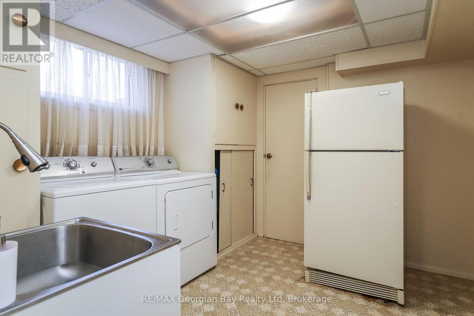 287 John Street, Midland, Ontario  L4R 2J6 - Photo 24 - S13025492