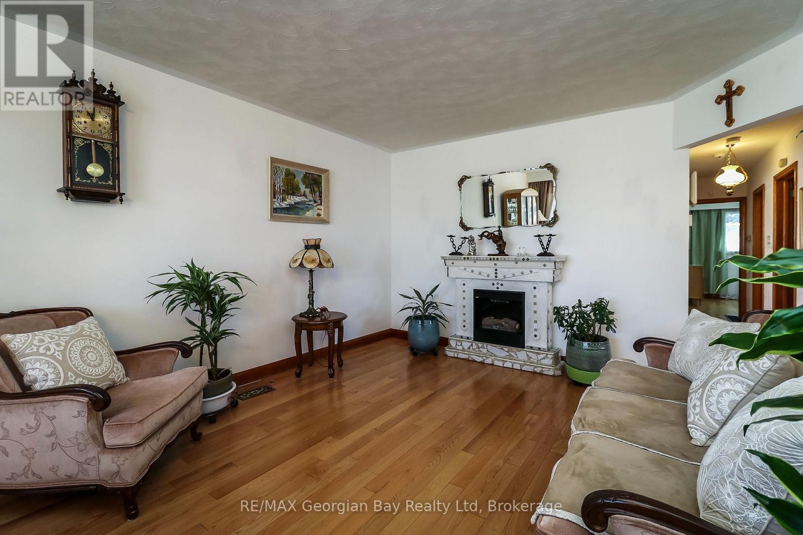 287 John Street, Midland, Ontario  L4R 2J6 - Photo 7 - S13025492