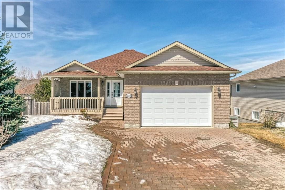 259 Cedar Green Drive, Garson, Ontario  P3L 0A3 - Photo 1 - 2127132