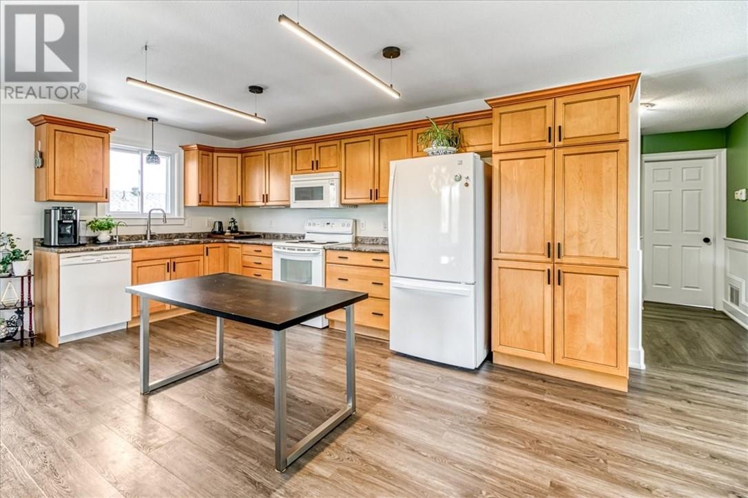 259 Cedar Green Drive, Garson, Ontario  P3L 0A3 - Photo 11 - 2127132