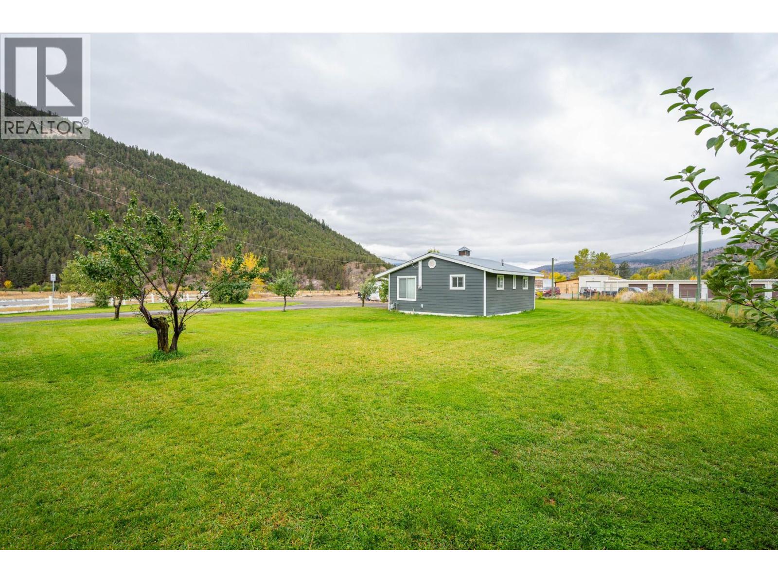 2205 Coyle Road, Merritt, British Columbia  V1K 1N4 - Photo 26 - 10384154