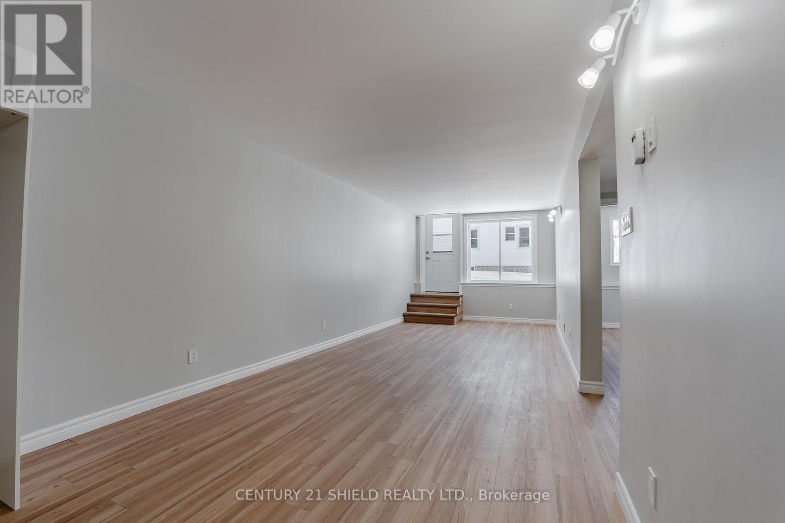 7 William Street, North Stormont, Ontario  K0C 1K0 - Photo 32 - X13025526