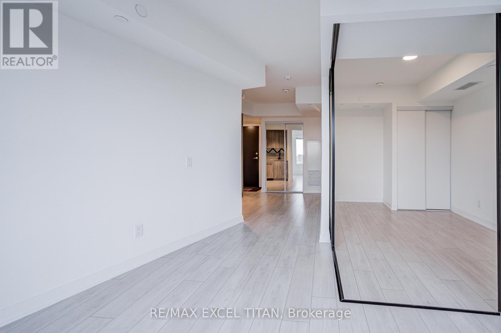 503 - 5 Lakeview Avenue, Toronto, Ontario  M6J 0H3 - Photo 18 - C13025446