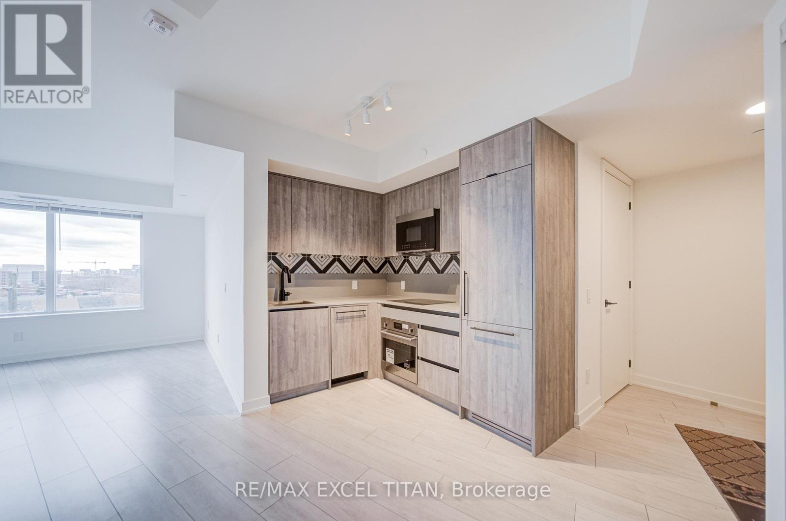 503 - 5 Lakeview Avenue, Toronto, Ontario  M6J 0H3 - Photo 9 - C13025446