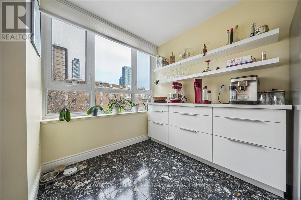 505 - 55 Wellesley Street E, Toronto, Ontario  M4Y 2T6 - Photo 13 - C13025500