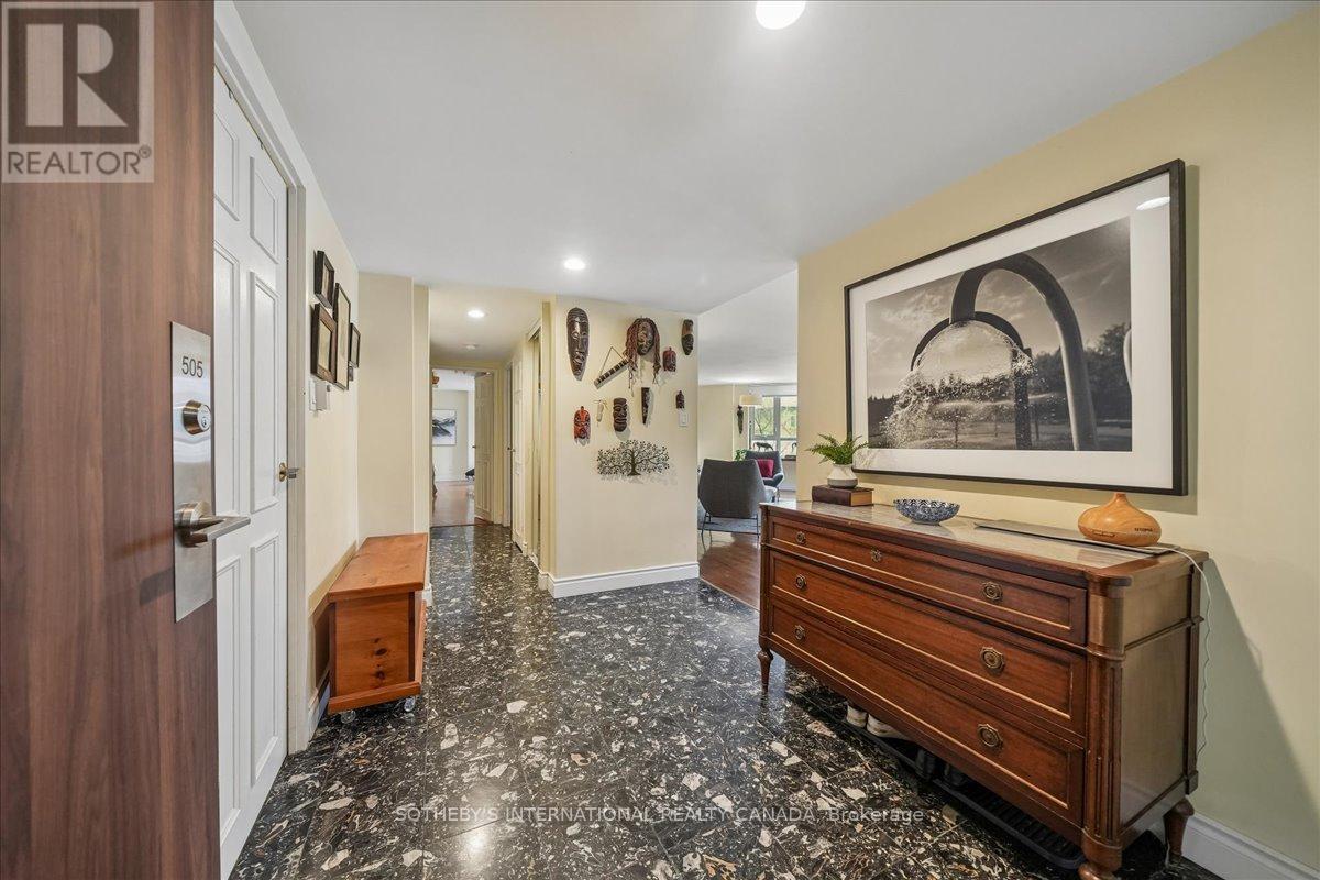 505 - 55 Wellesley Street E, Toronto, Ontario  M4Y 2T6 - Photo 3 - C13025500