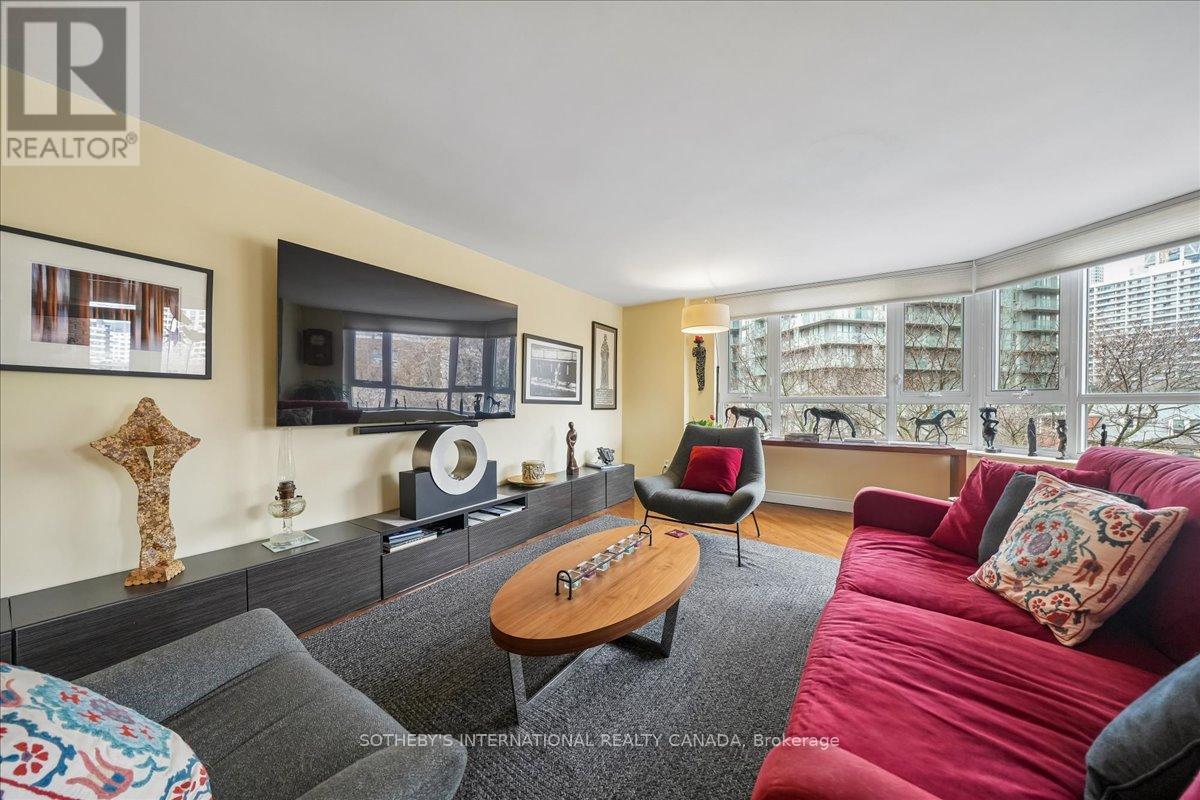 505 - 55 Wellesley Street E, Toronto, Ontario  M4Y 2T6 - Photo 4 - C13025500