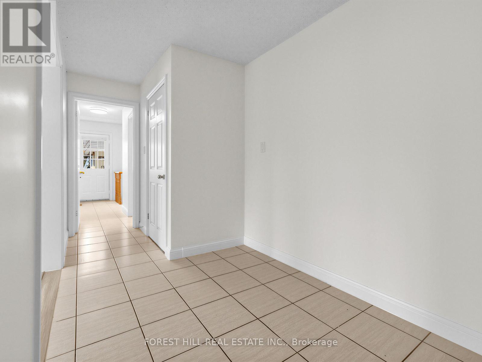 477 Cummer Avenue, Toronto, Ontario  M3A 3L2 - Photo 6 - C13025504
