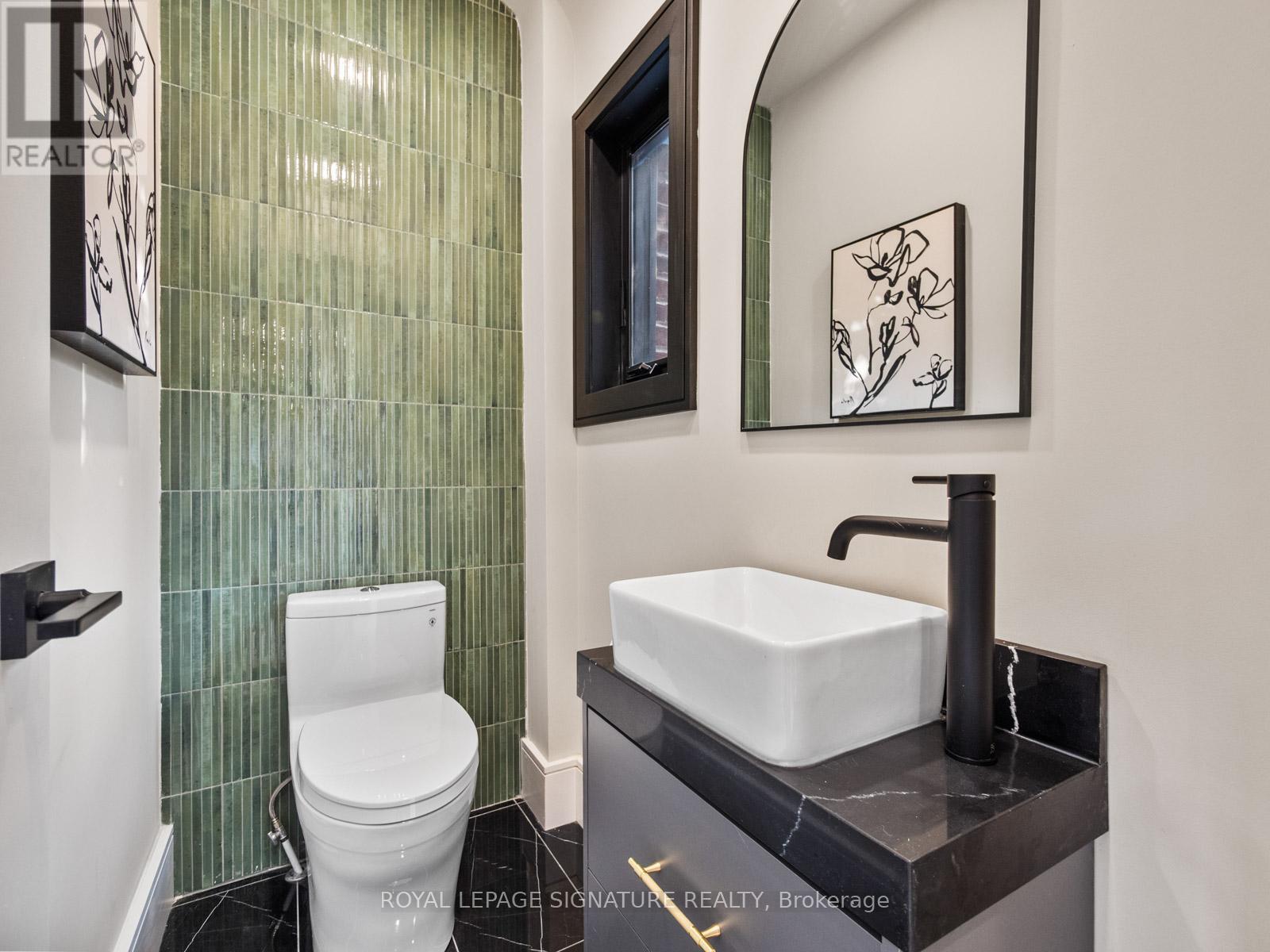 137 Cheltenham Avenue, Toronto, Ontario  M4N 1R1 - Photo 22 - C13025552