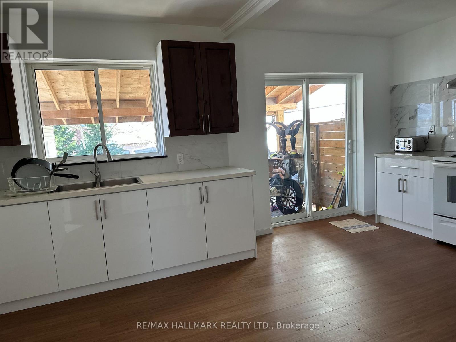 124 Sandown Avenue, Toronto, Ontario  M1N 3W7 - Photo 5 - E12987726