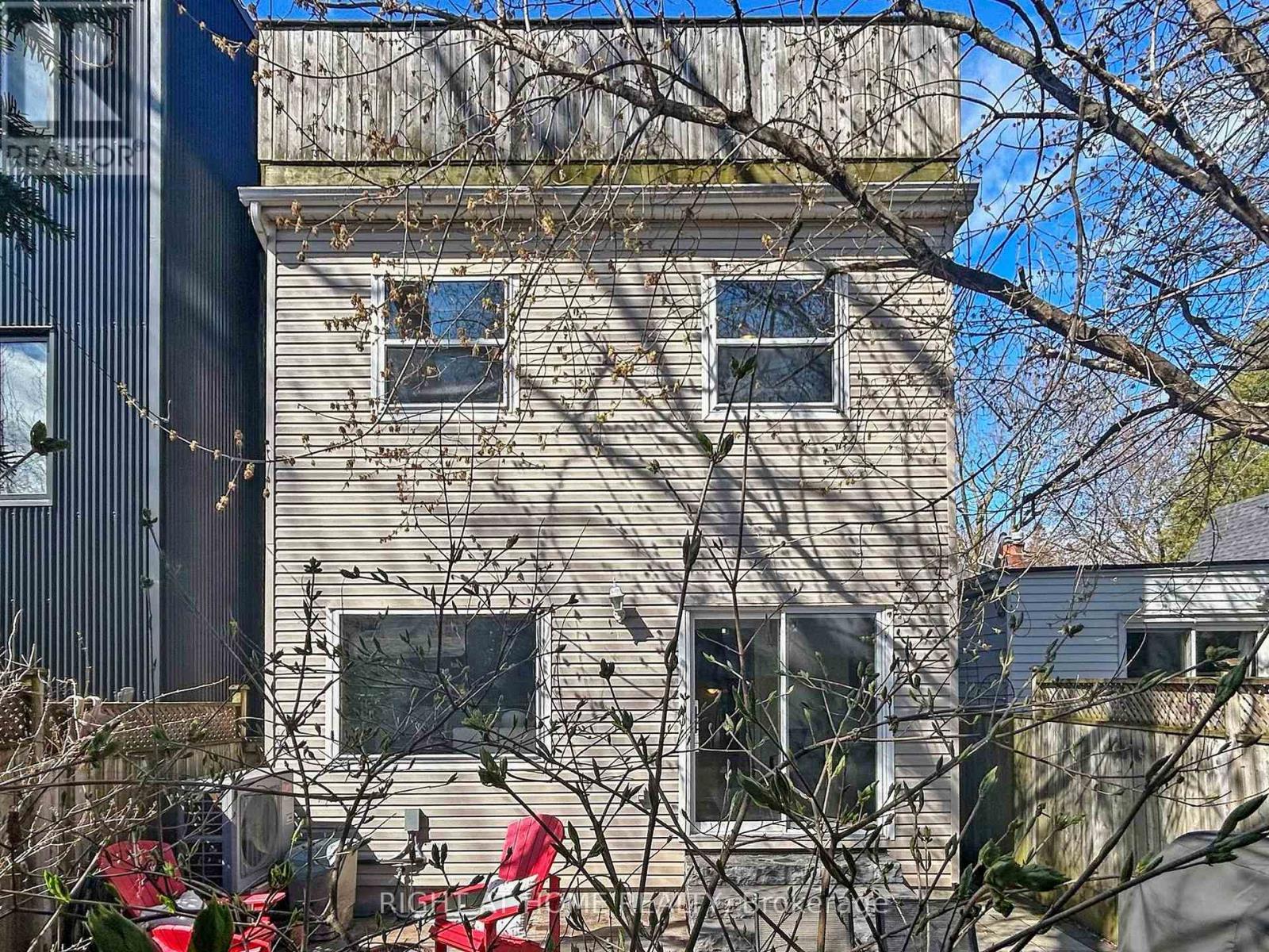 1021 Craven Road, Toronto, Ontario  M4J 4V7 - Photo 42 - E13025460