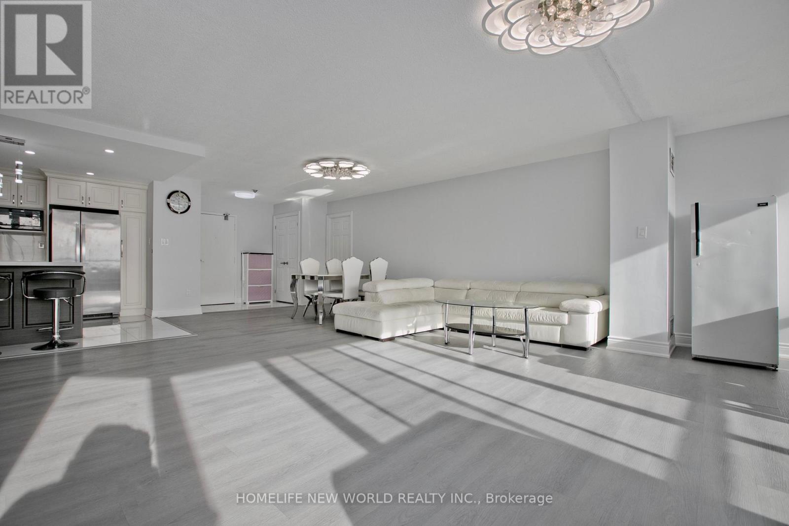 2117 - 75 Bamburgh Circle, Toronto, Ontario  M1W 3W1 - Photo 6 - E13025466