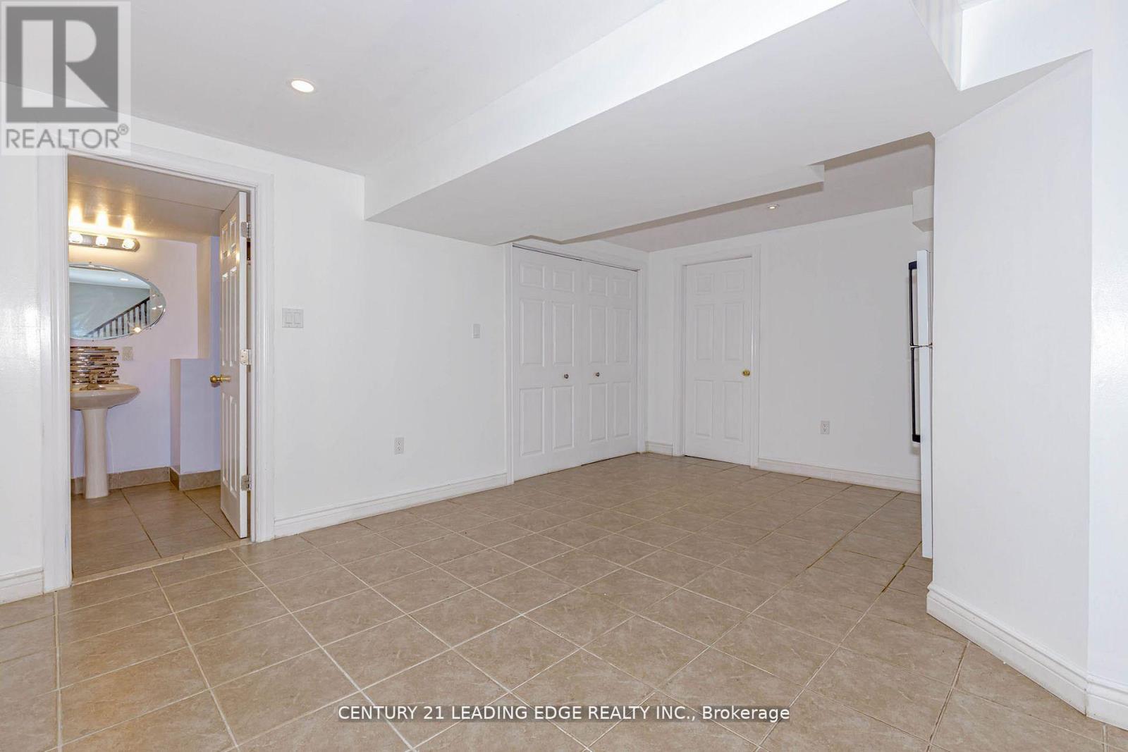 15 Alden Square, Ajax, Ontario  L1T 4Z2 - Photo 40 - E13025498