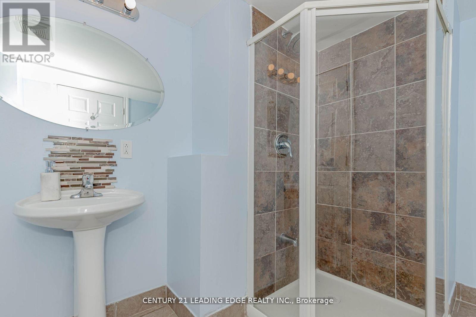 15 Alden Square, Ajax, Ontario  L1T 4Z2 - Photo 43 - E13025498