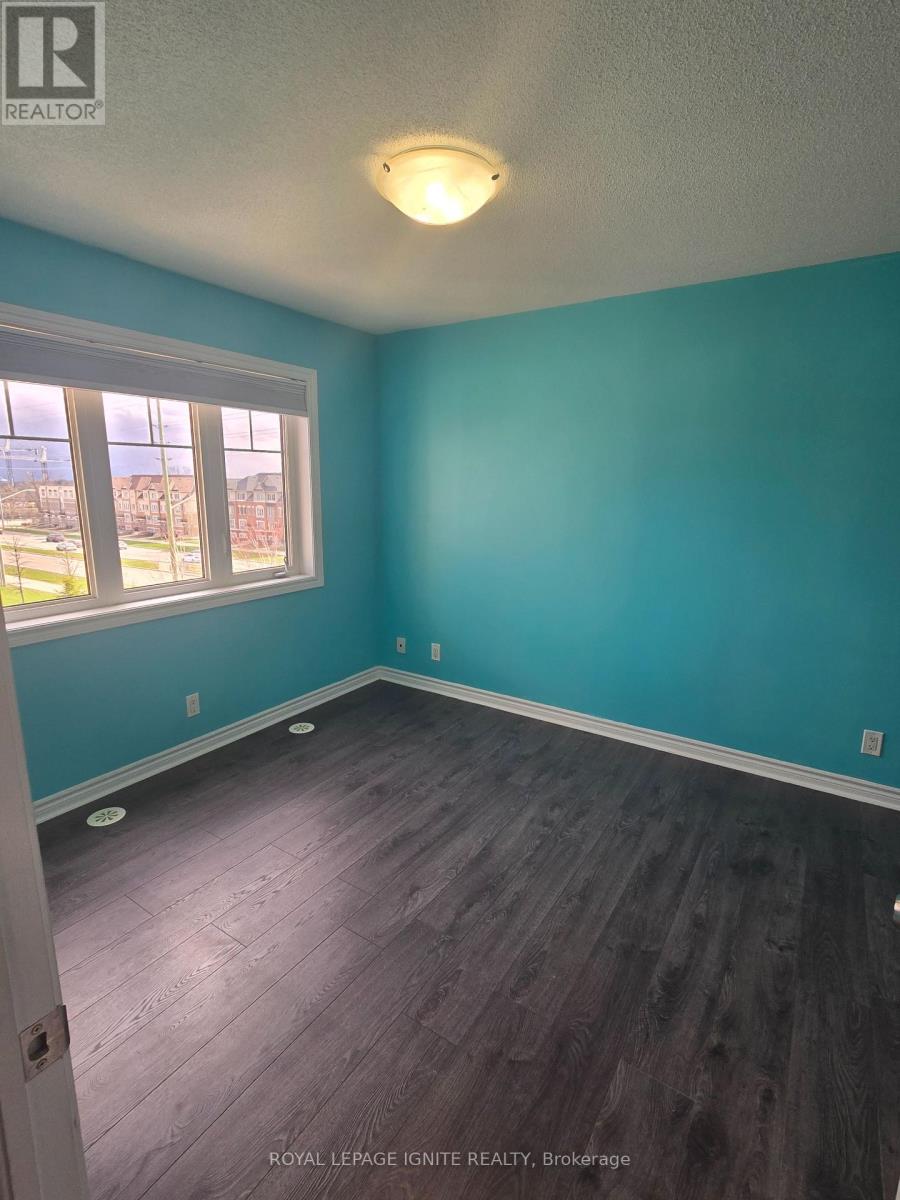 51 Great Gabe Crescent, Oshawa, Ontario  L1L 0G6 - Photo 6 - E13025528