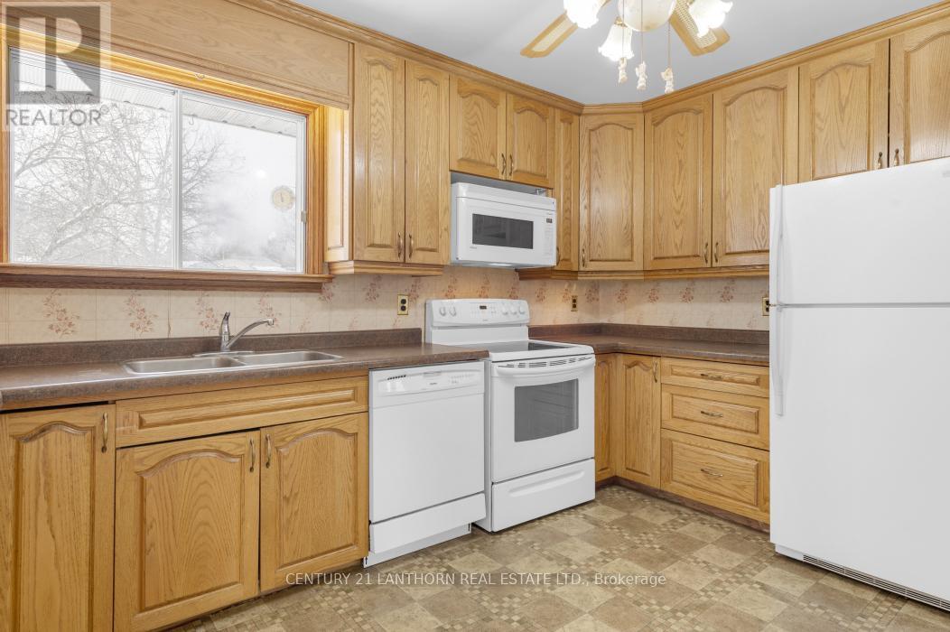 3 Champlain Street, Centre Hastings, Ontario  K0K 2K0 - Photo 15 - X12828472