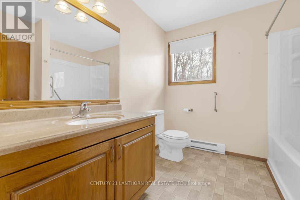 3 Champlain Street, Centre Hastings, Ontario  K0K 2K0 - Photo 19 - X12828472