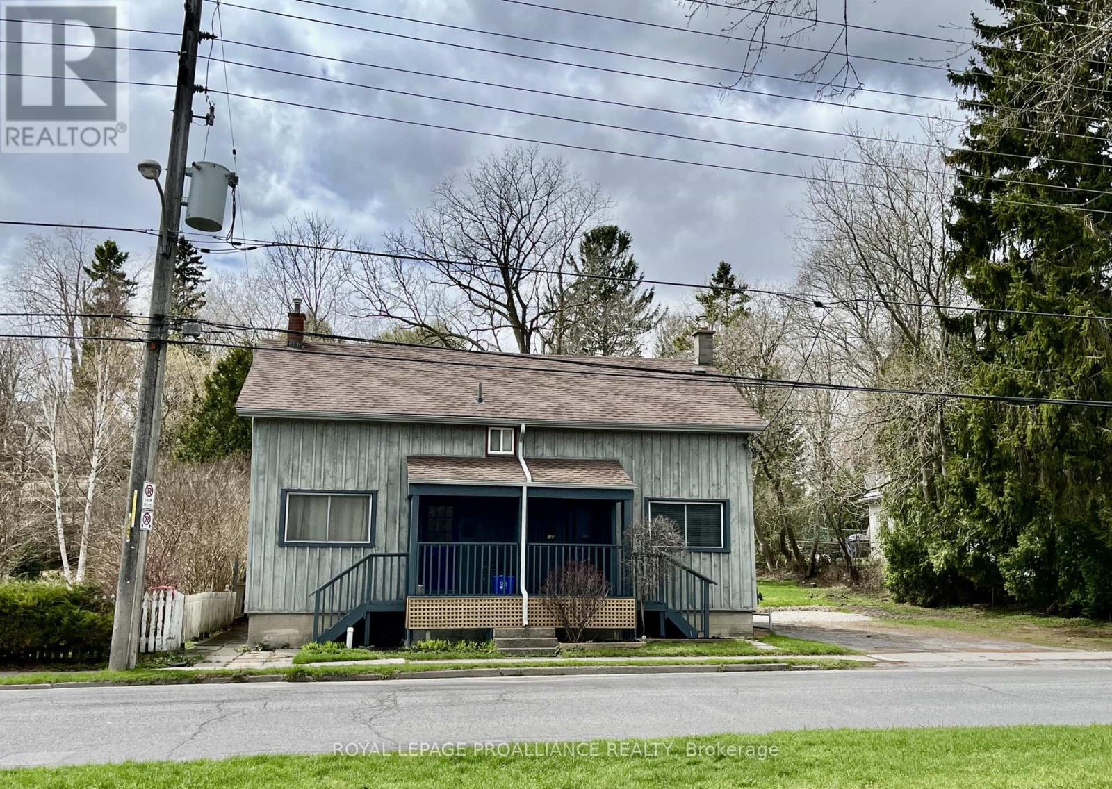 90-92 Cavan Street, Port Hope, Ontario  L1A 3B7 - Photo 2 - X13014672