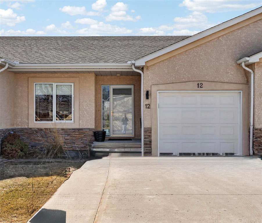 12 100 HOME Street, Steinbach, Manitoba