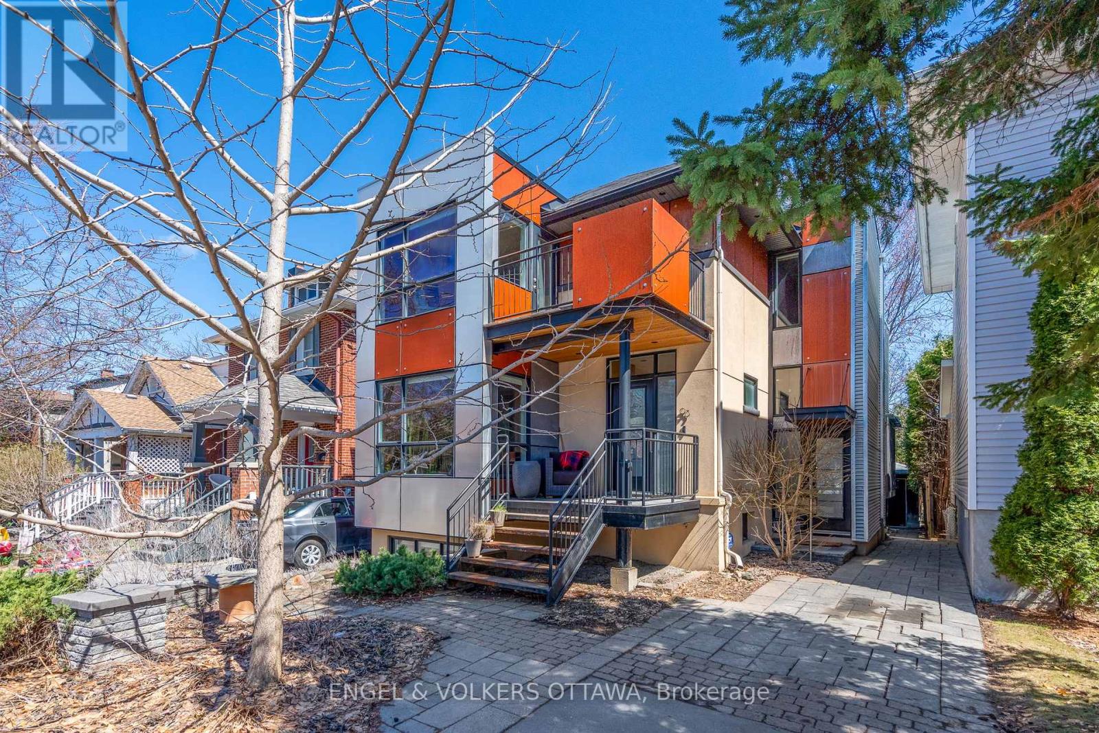 93 GILCHRIST AVENUE, Ottawa, Ontario