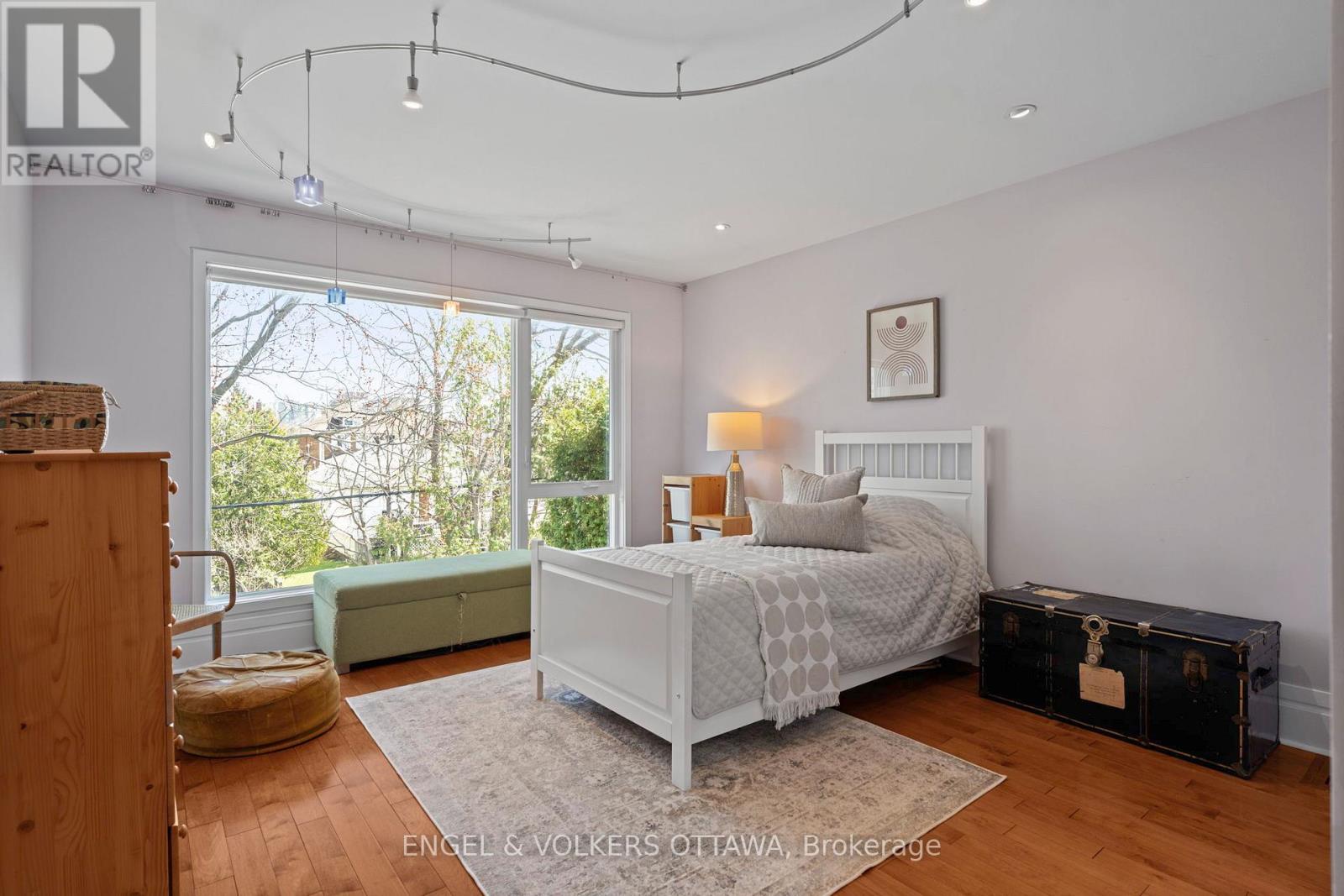 93 Gilchrist Avenue, Ottawa, Ontario  K1Y 0M9 - Photo 37 - X13003040