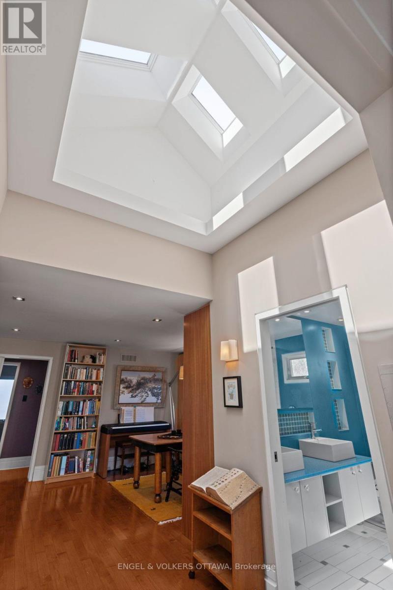 93 Gilchrist Avenue, Ottawa, Ontario  K1Y 0M9 - Photo 32 - X13003040