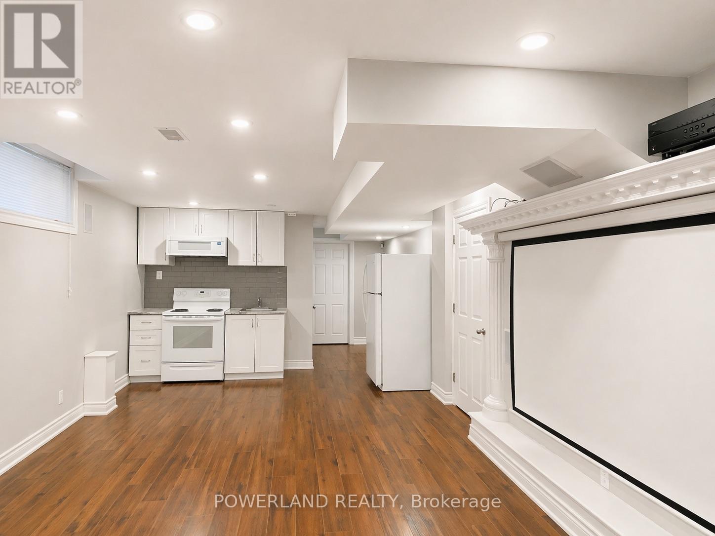 Bsmt - 35 Kavanagh Avenue E, East Gwillimbury, Ontario  L9N 0P6 - Photo 9 - N13025464