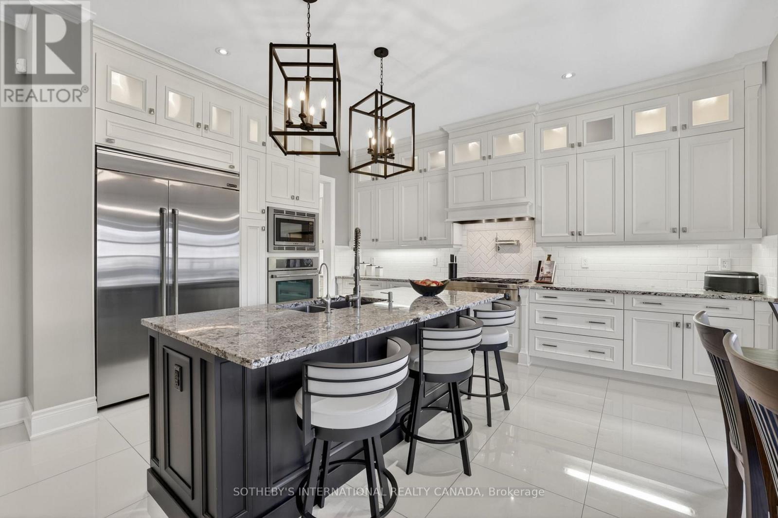 80 Elm Grove Avenue, Richmond Hill, Ontario  L4E 2W7 - Photo 8 - N13025484