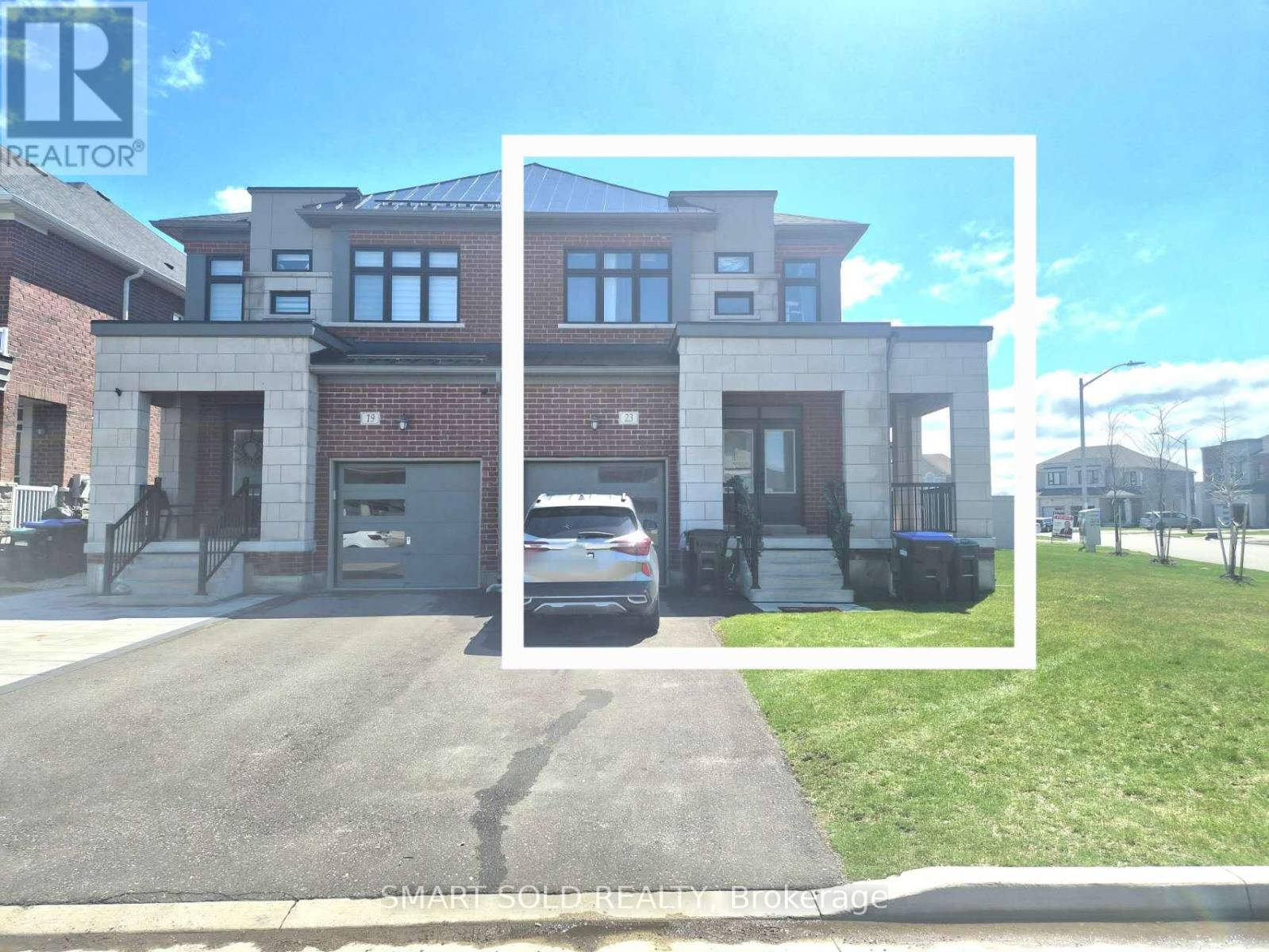 23 Westlake Crescent, Bradford West Gwillimbury (Bradford), Ontario  L3Z 2A6 - Photo 2 - N13025534