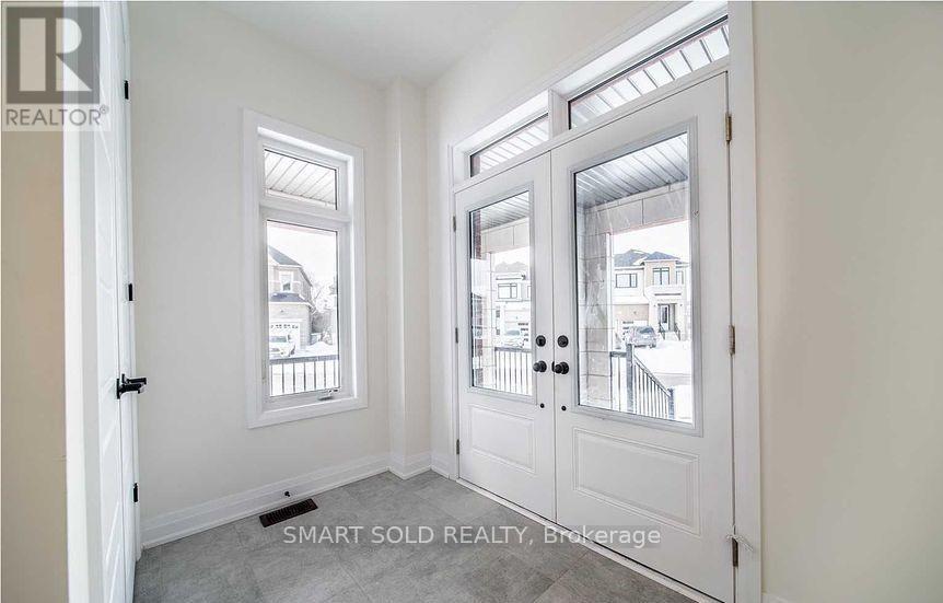 23 Westlake Crescent, Bradford West Gwillimbury (Bradford), Ontario  L3Z 2A6 - Photo 3 - N13025534