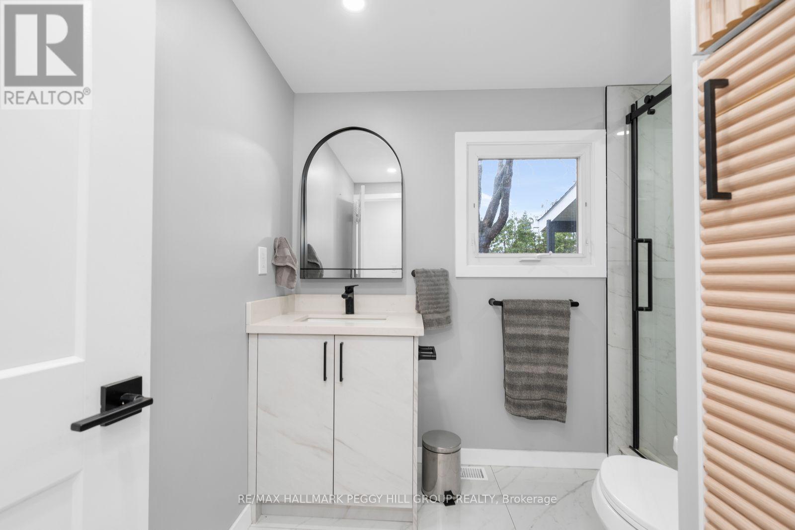 15 Cherrywood Lane, Innisfil, Ontario  L9S 1M9 - Photo 10 - N13025544