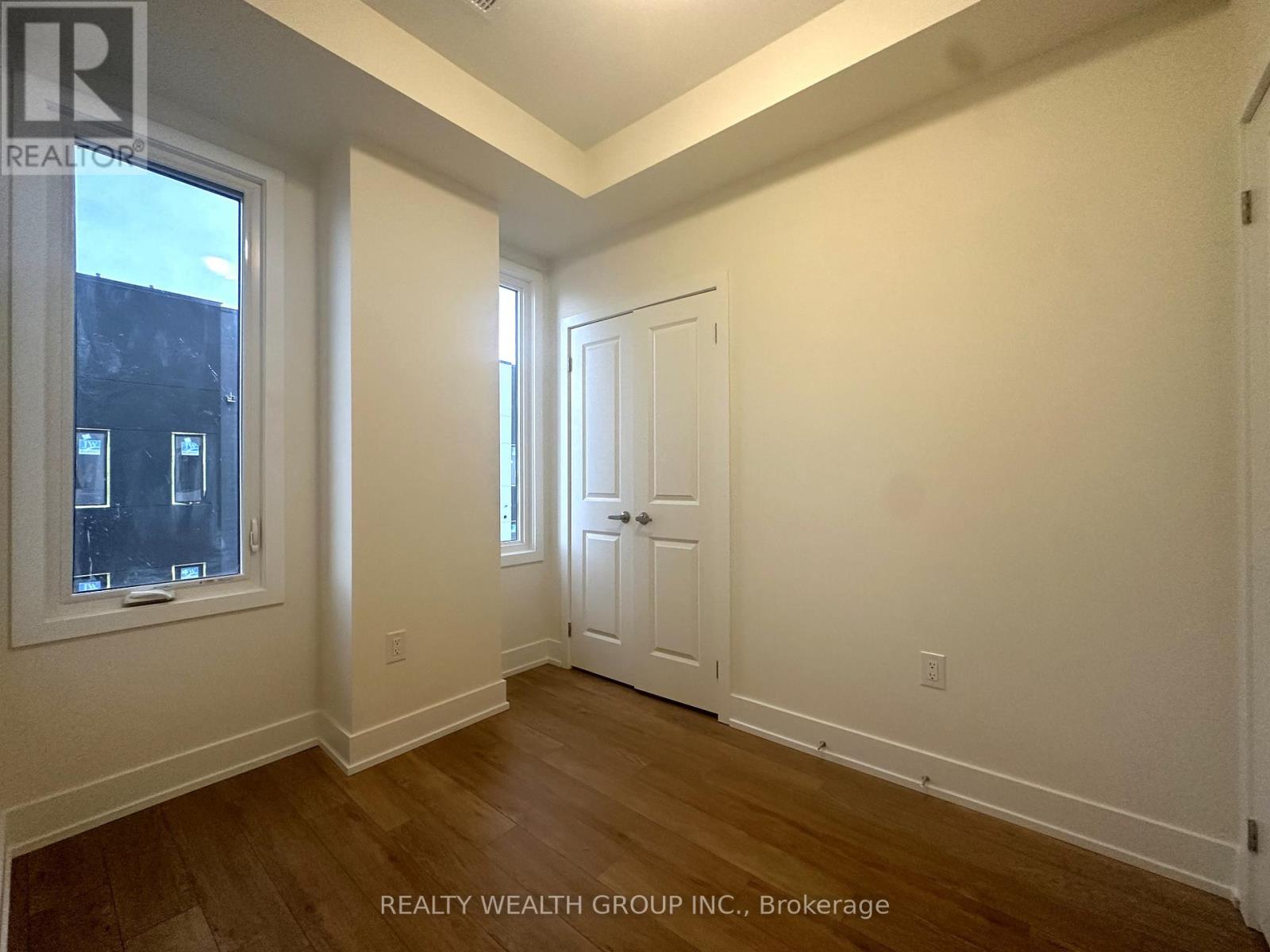 15 Mariner's Pier Way, Orillia, Ontario  L3V 8P4 - Photo 15 - S13025468