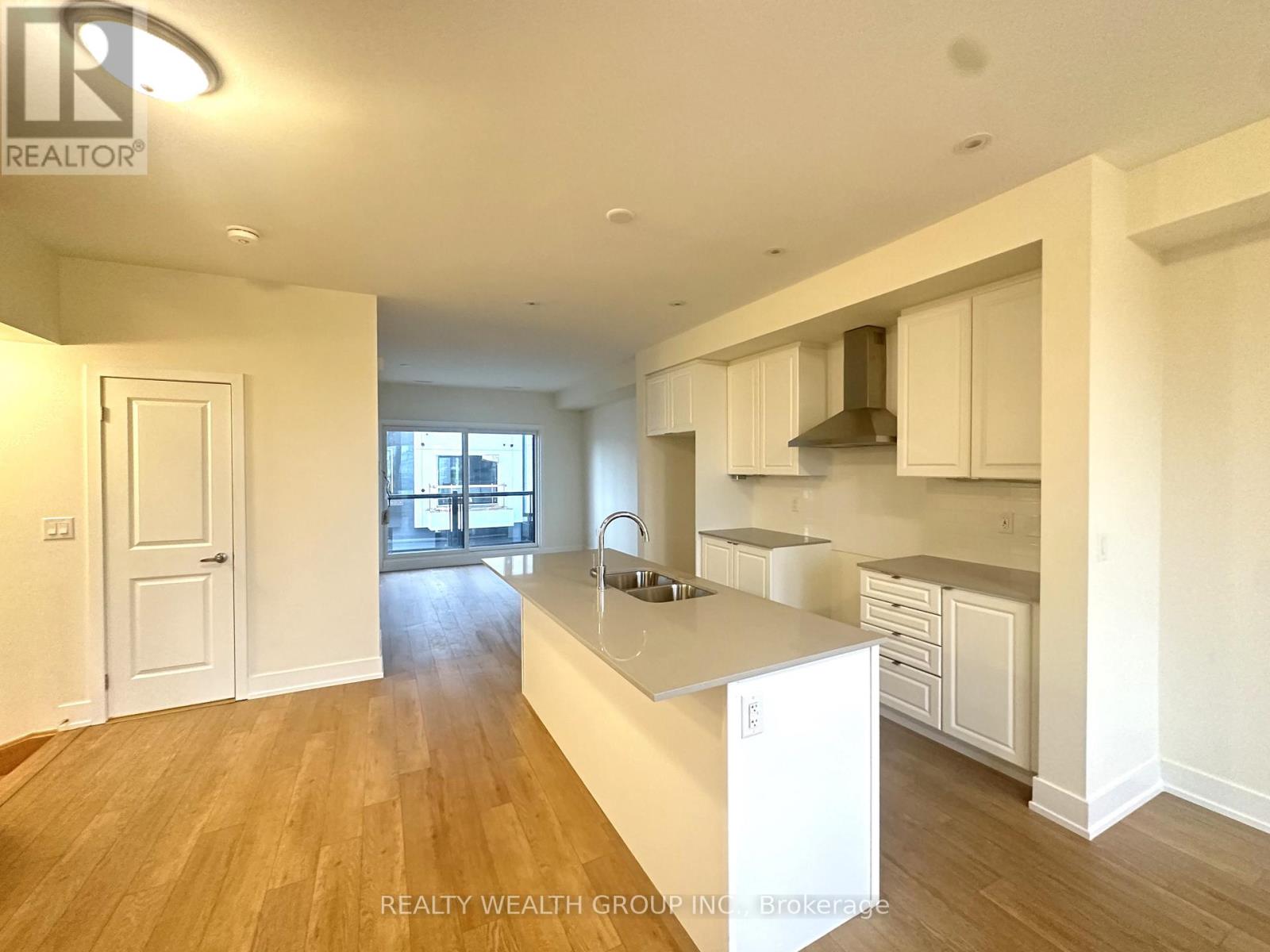 15 Mariner's Pier Way, Orillia, Ontario  L3V 8P4 - Photo 4 - S13025468