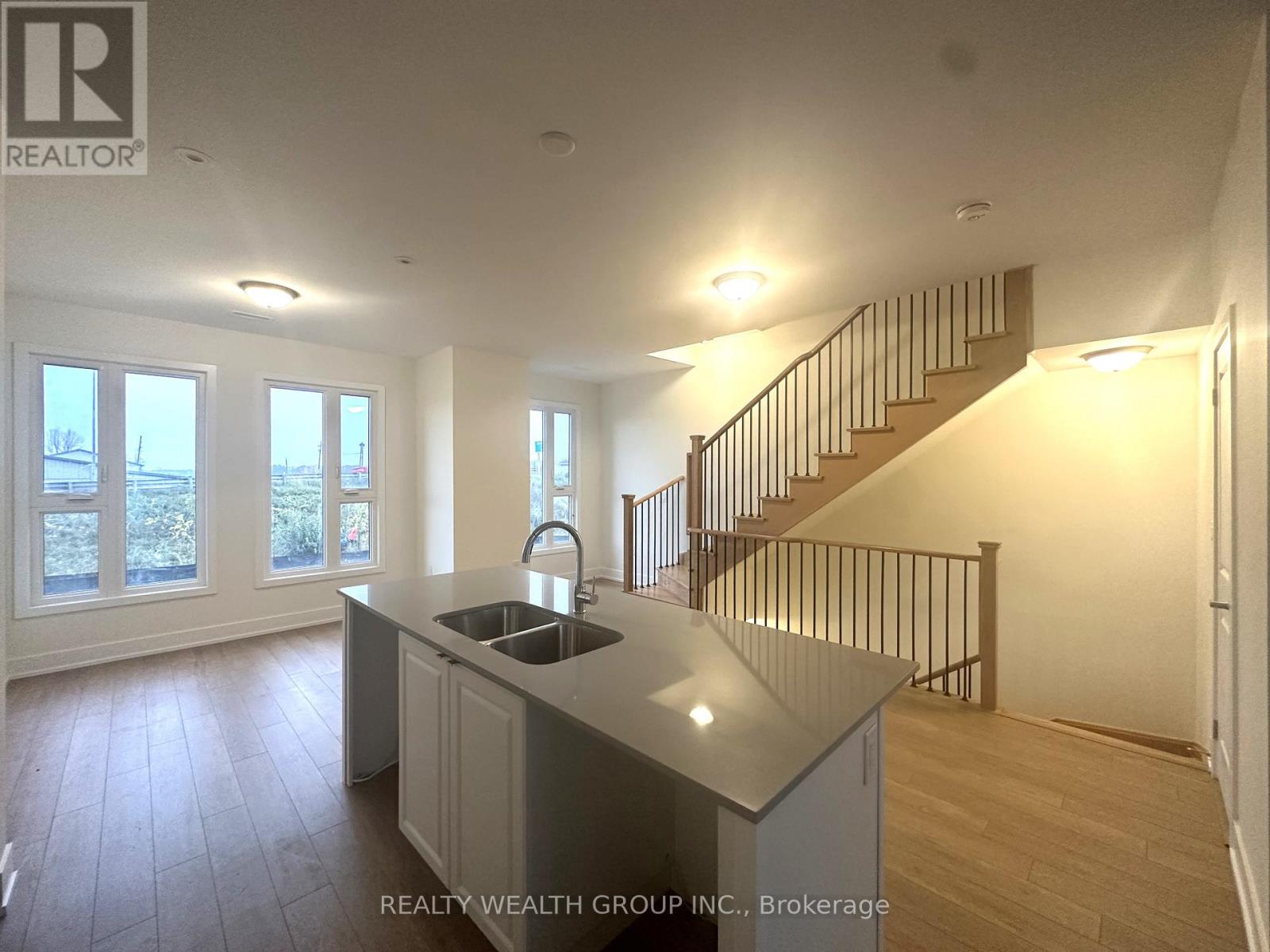 15 Mariner's Pier Way, Orillia, Ontario  L3V 8P4 - Photo 6 - S13025468