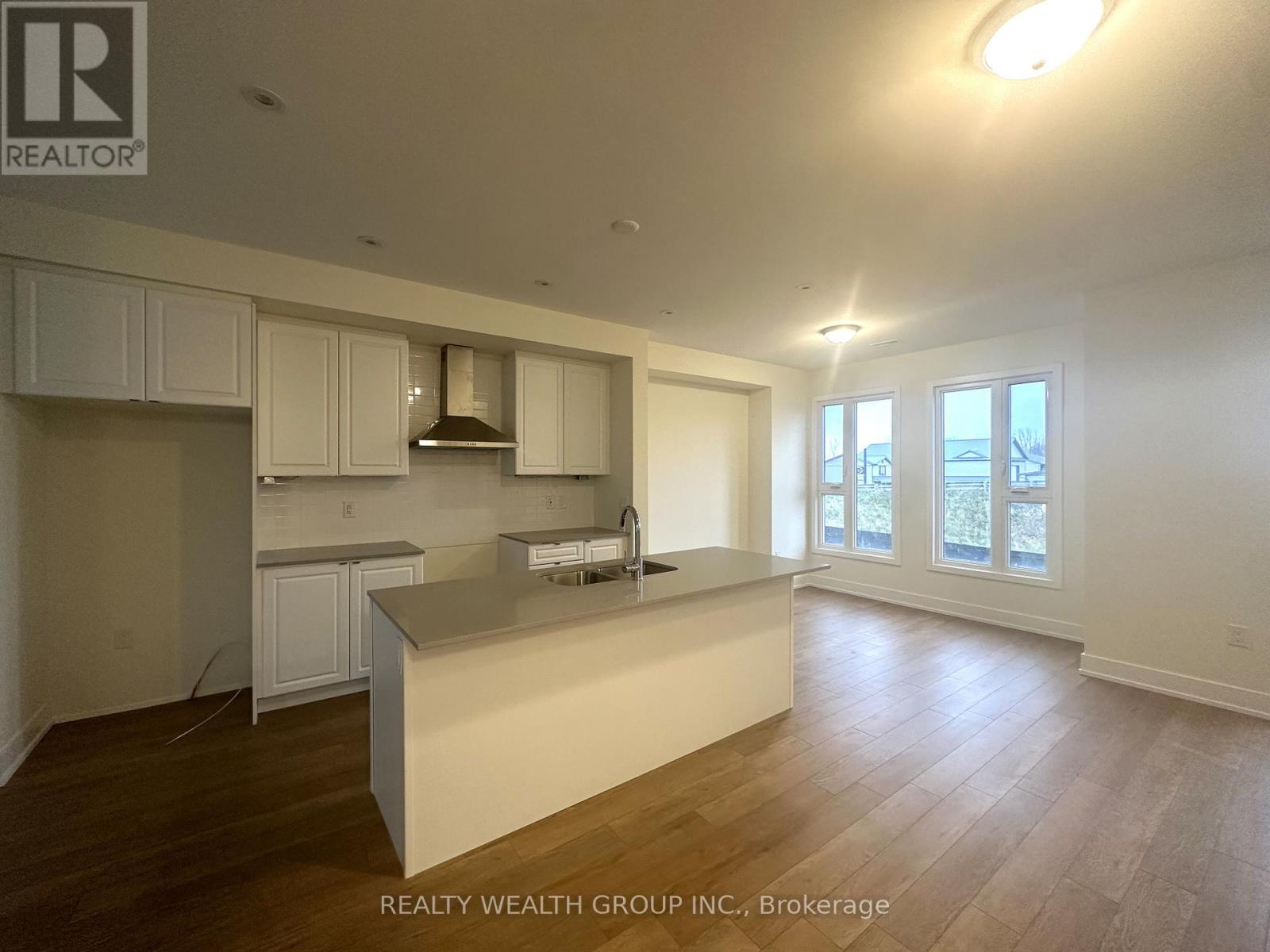 15 Mariner's Pier Way, Orillia, Ontario  L3V 8P4 - Photo 7 - S13025468