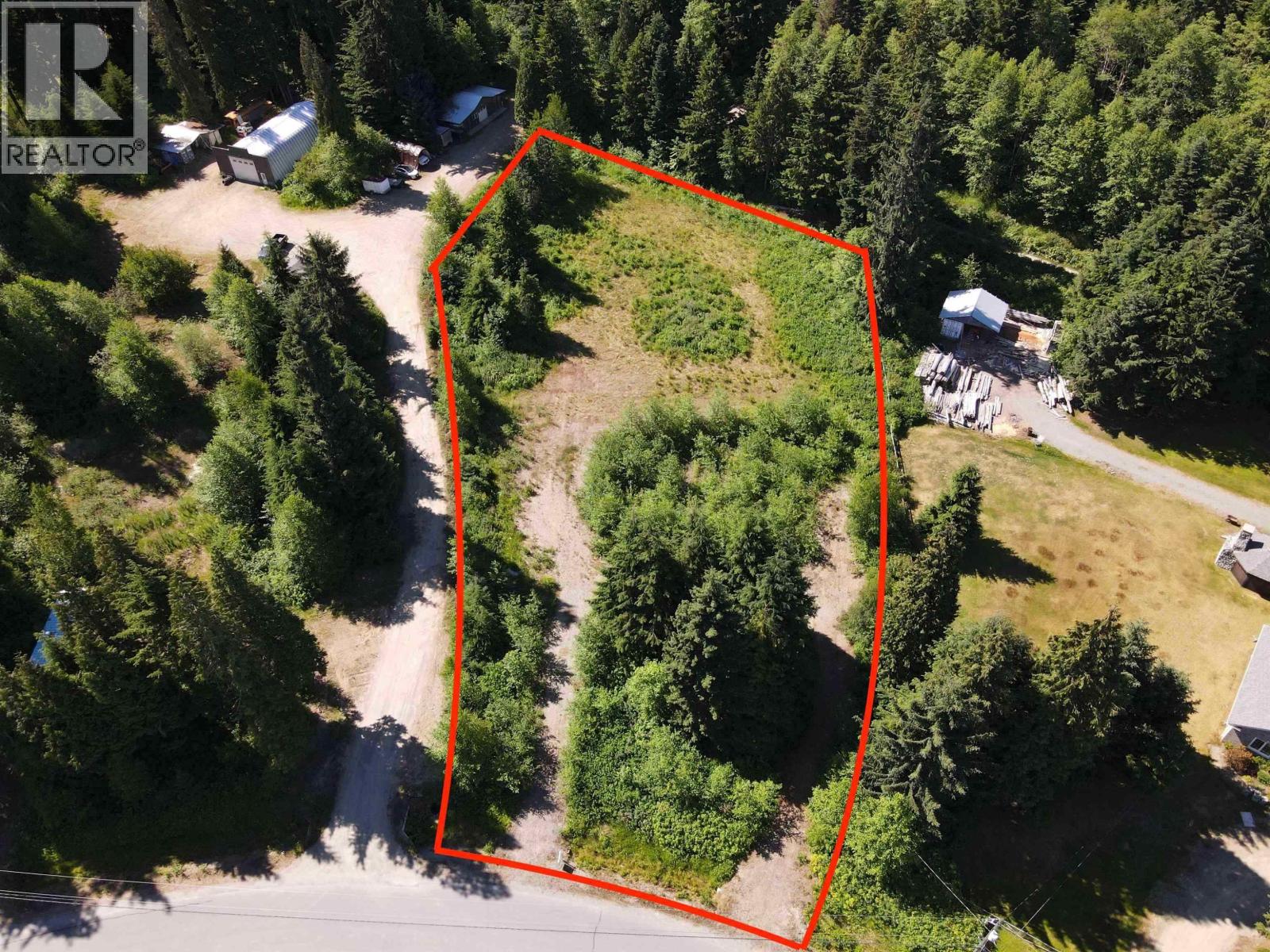 49 Blueberry Avenue, Kitimat, British Columbia  V8C 0A1 - Photo 2 - R3113693