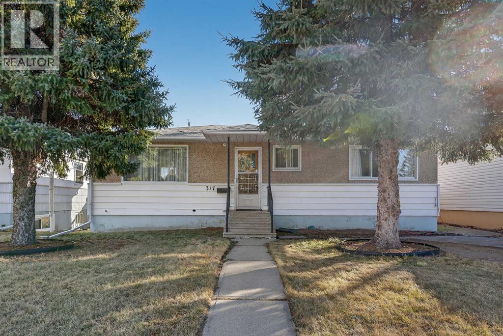 317 26 Street S, Lethbridge, Alberta  T1J 3P8 - Photo 1 - A2287027