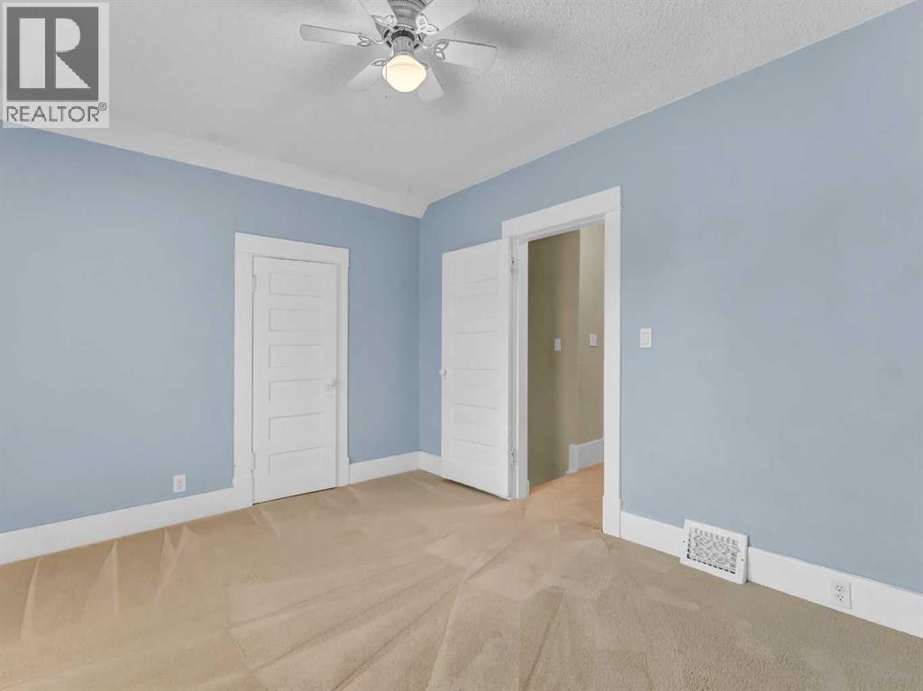 102 4 Street Sw, Medicine Hat, Alberta  T1A 4E3 - Photo 16 - A2298810