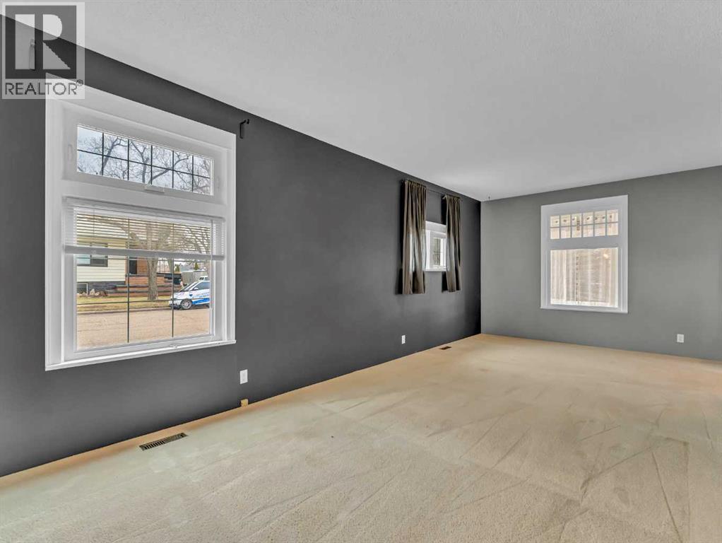 102 4 Street Sw, Medicine Hat, Alberta  T1A 4E3 - Photo 8 - A2298810