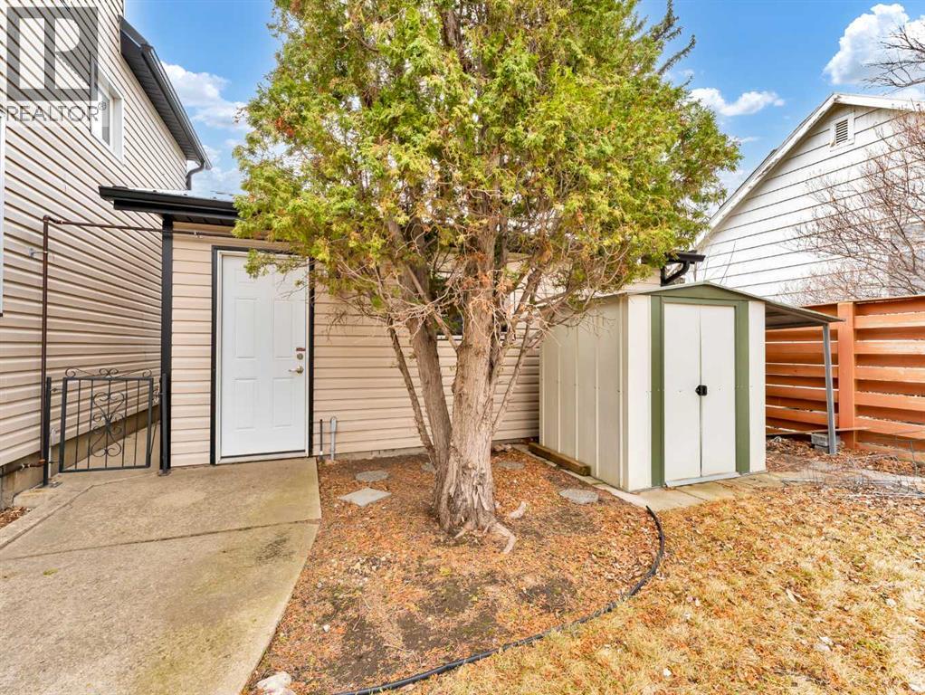 102 4 Street Sw, Medicine Hat, Alberta  T1A 4E3 - Photo 33 - A2298810