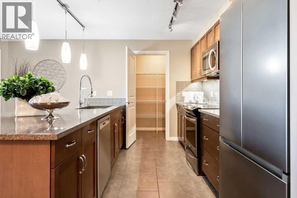 308, 103 Valley Ridge Manor NW, Calgary, Alberta  T3B 6C5 - Photo 2 - A2278619
